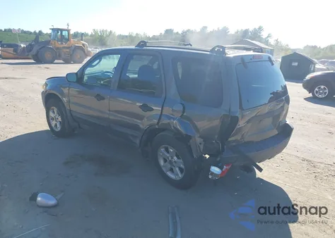 2005 Ford Escape Xlt from USA, damaged, VIN 1FMCU93175DA18596